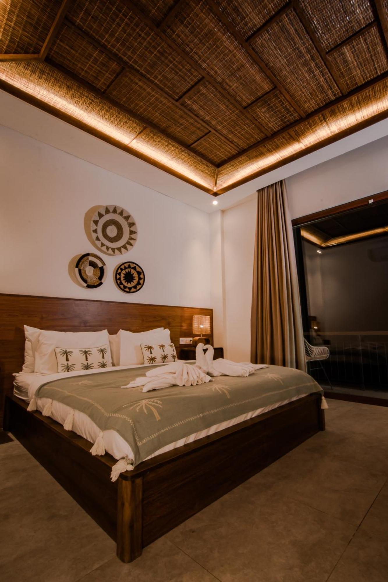 Bed and Breakfast Abinawa Hill Lovina Esterno foto