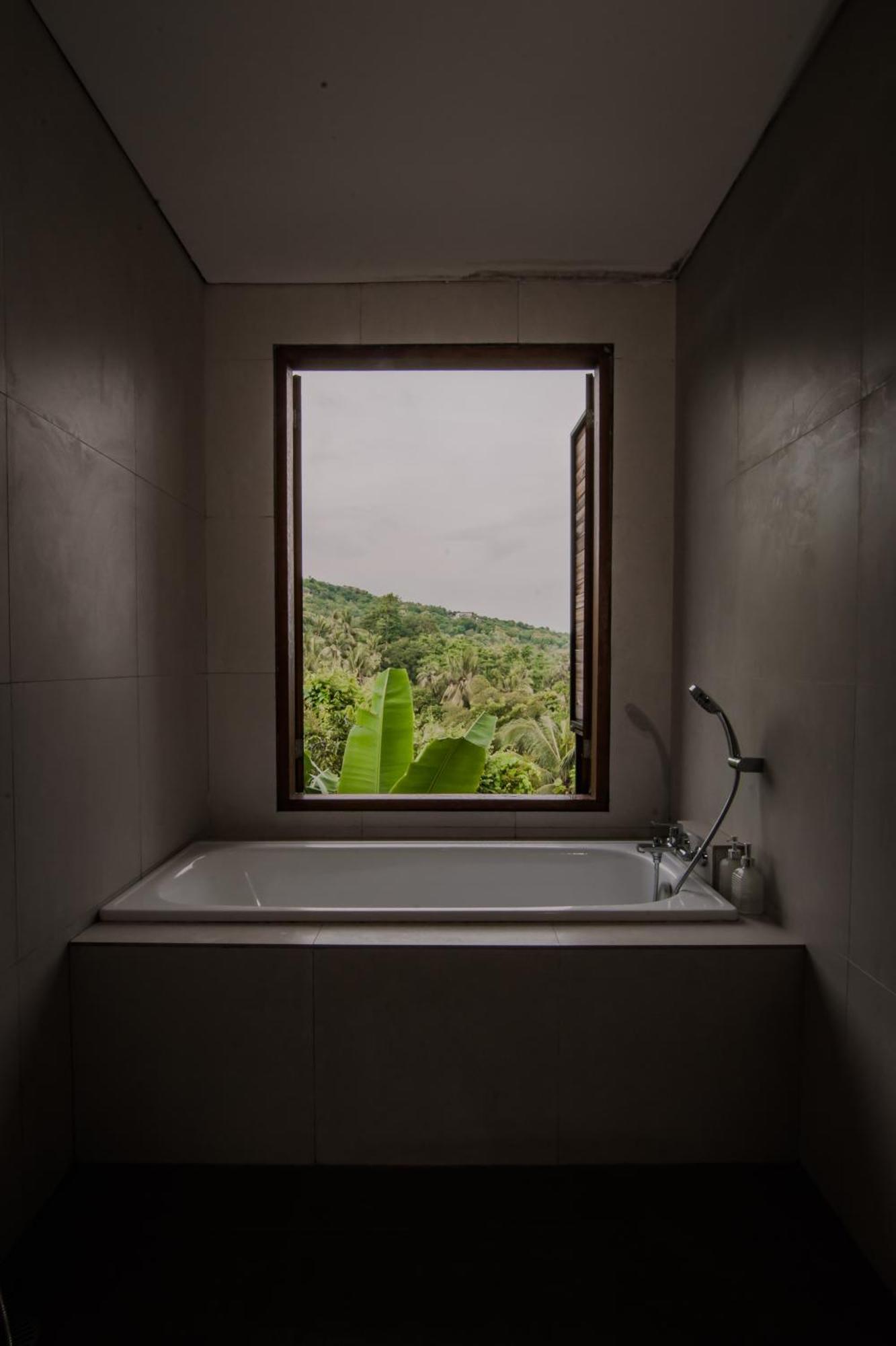 Bed and Breakfast Abinawa Hill Lovina Esterno foto